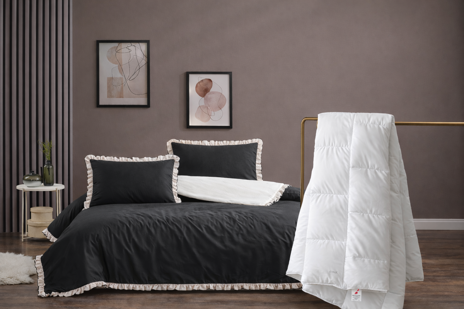 Nevresim Takımı + Yorgan Seti  |Fırfırlı Siyah Bej  Model + Micro Yorgan